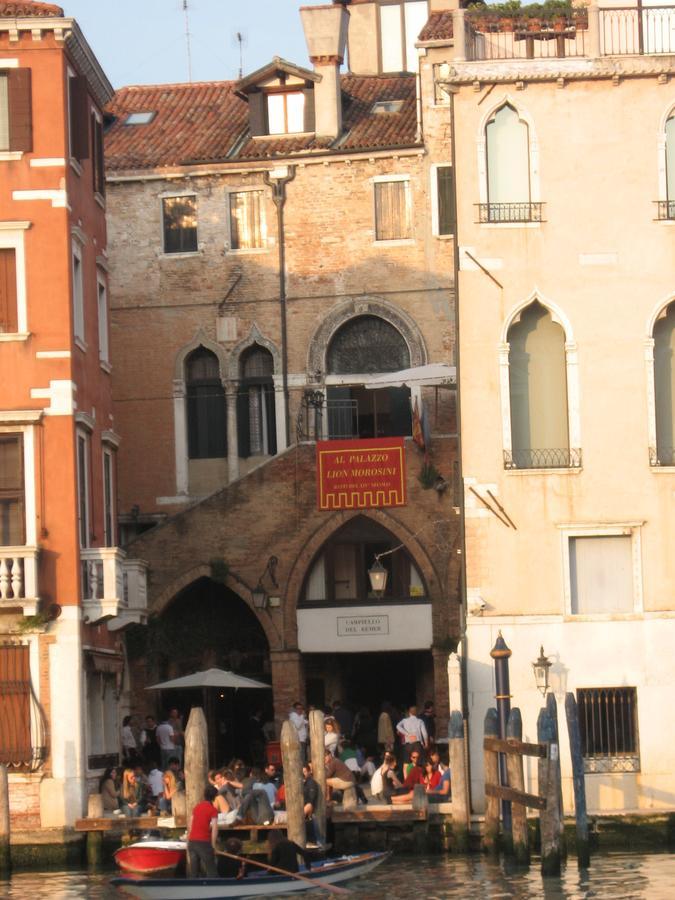 Gasthof Palazzo Lion Morosini - Check In Presso Ai Santi Apostoli